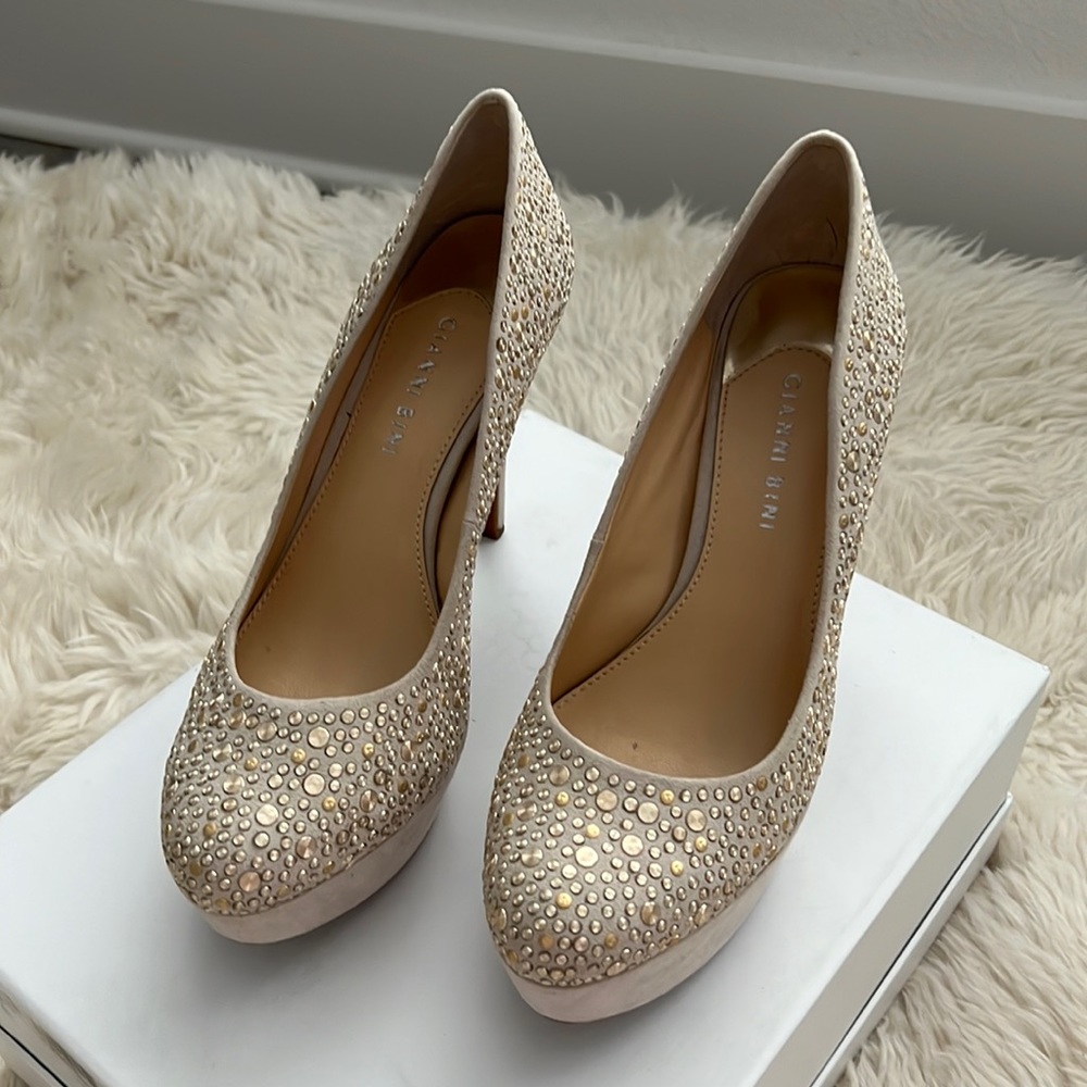 Gianni Bini heel shoes - Picture 1 of 5
